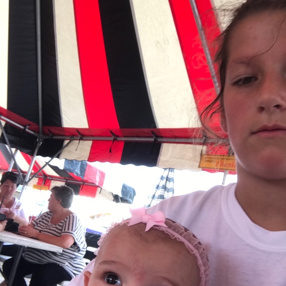 Meet your Posher, Amie - Picture 1 of 1